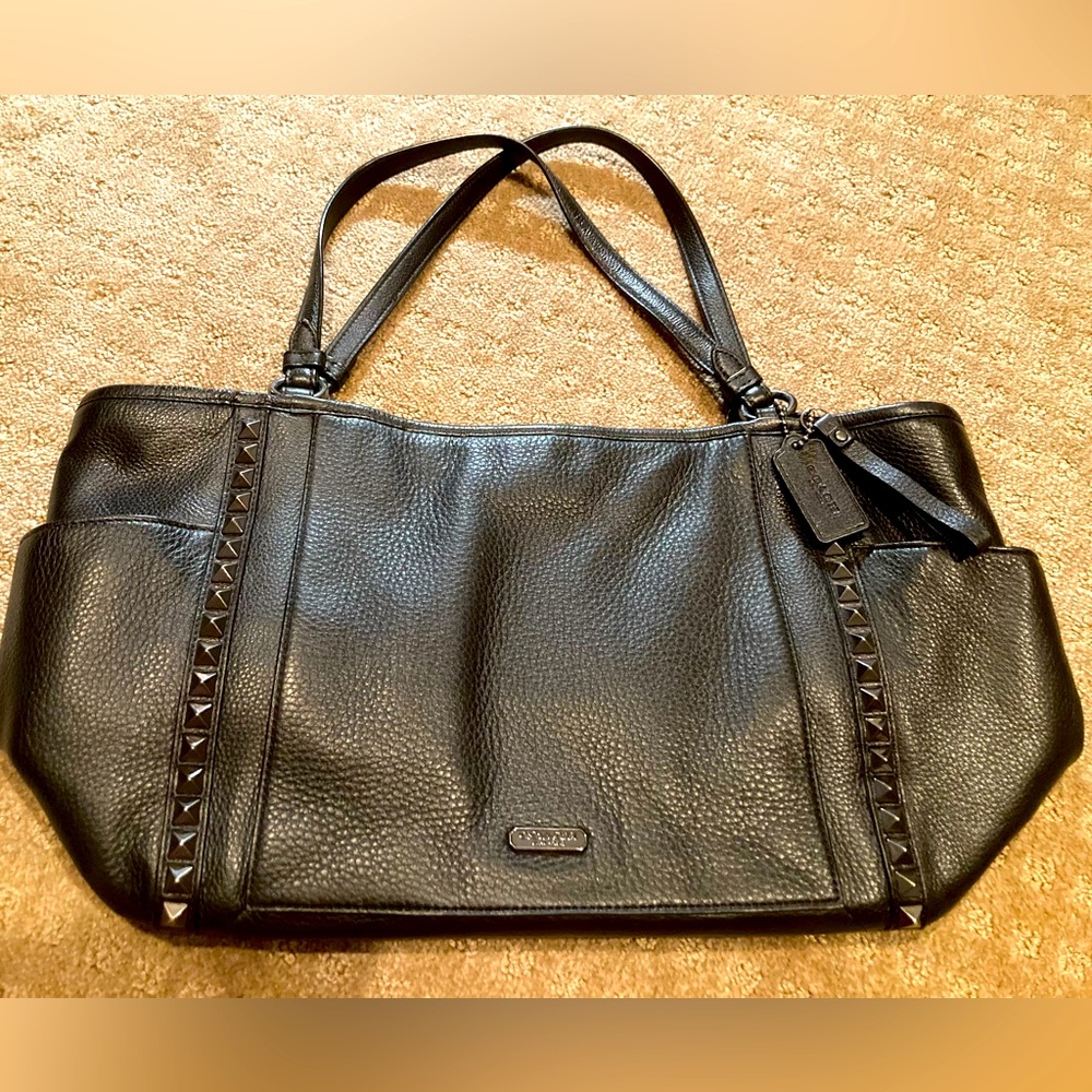 Coach Black Leather Tote Bag with Textured Finish